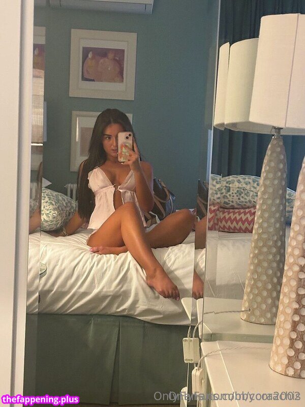 bbycorachis / cora_2oo2 / https: Nude OnlyFans Photo #11