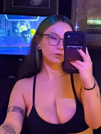 bigtittygothegg