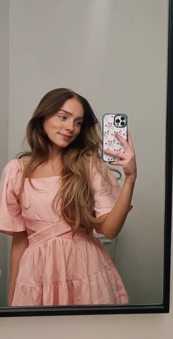 Clararosebell