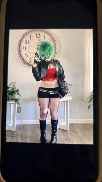 gothbihhhh