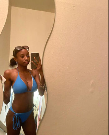 liyahjaz