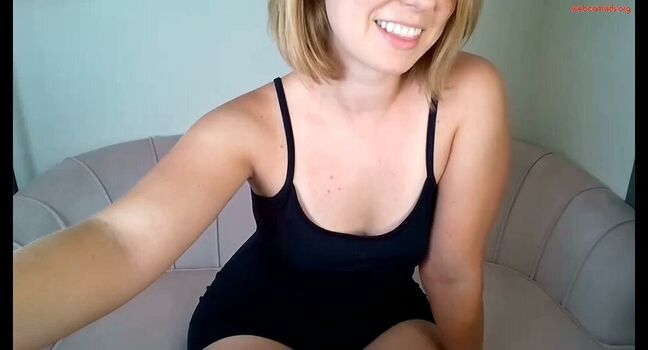 Melanie Rose