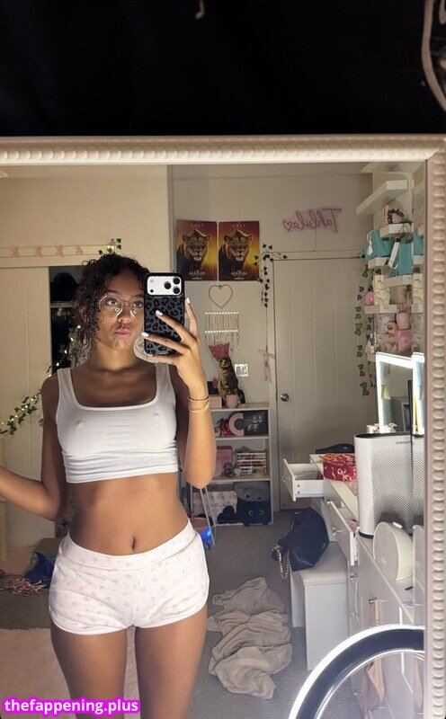 https: / ttahlula Nude OnlyFans Photo #200