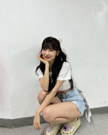 WomenK-pop